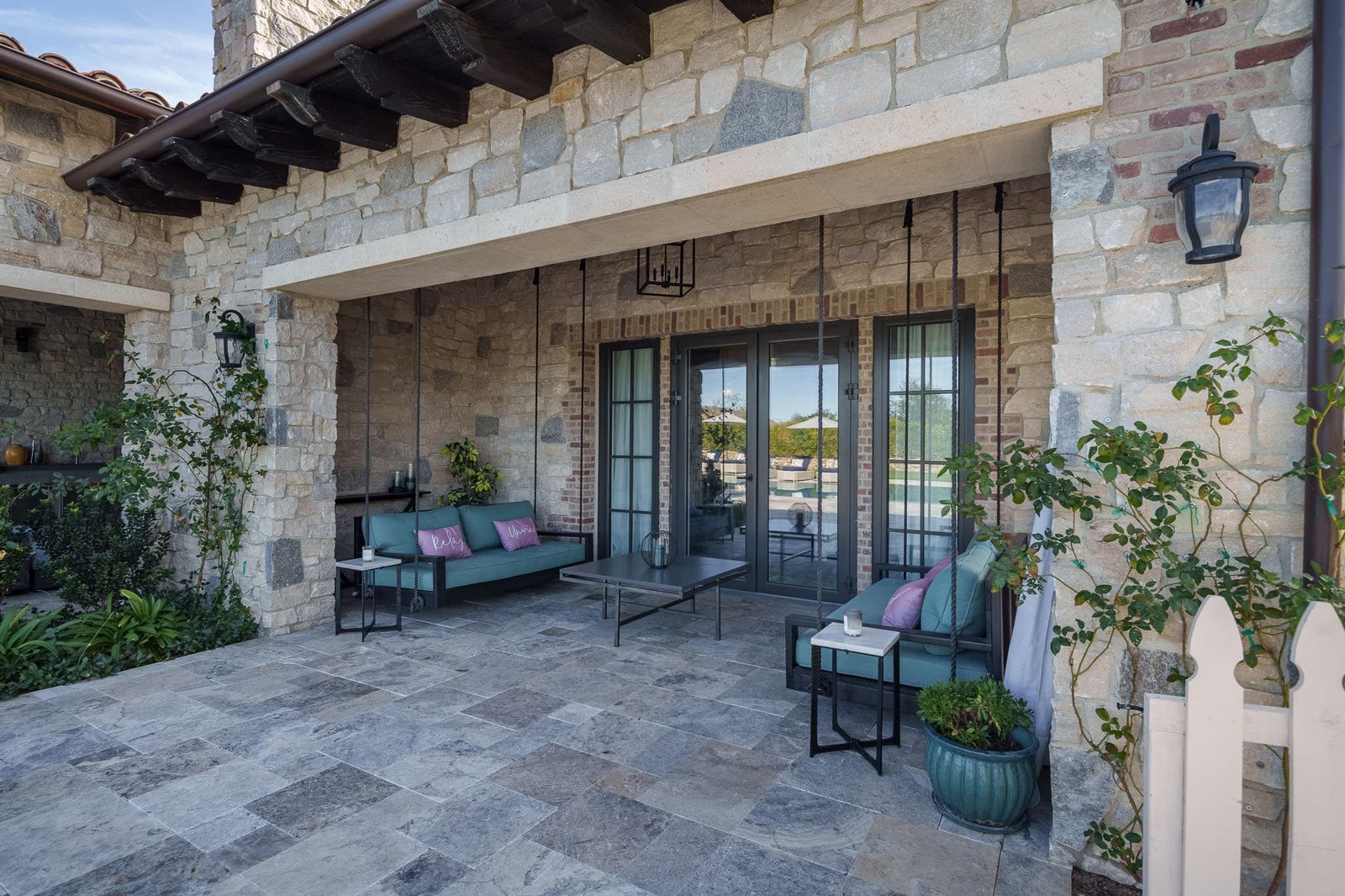 Outdoor entertainment area